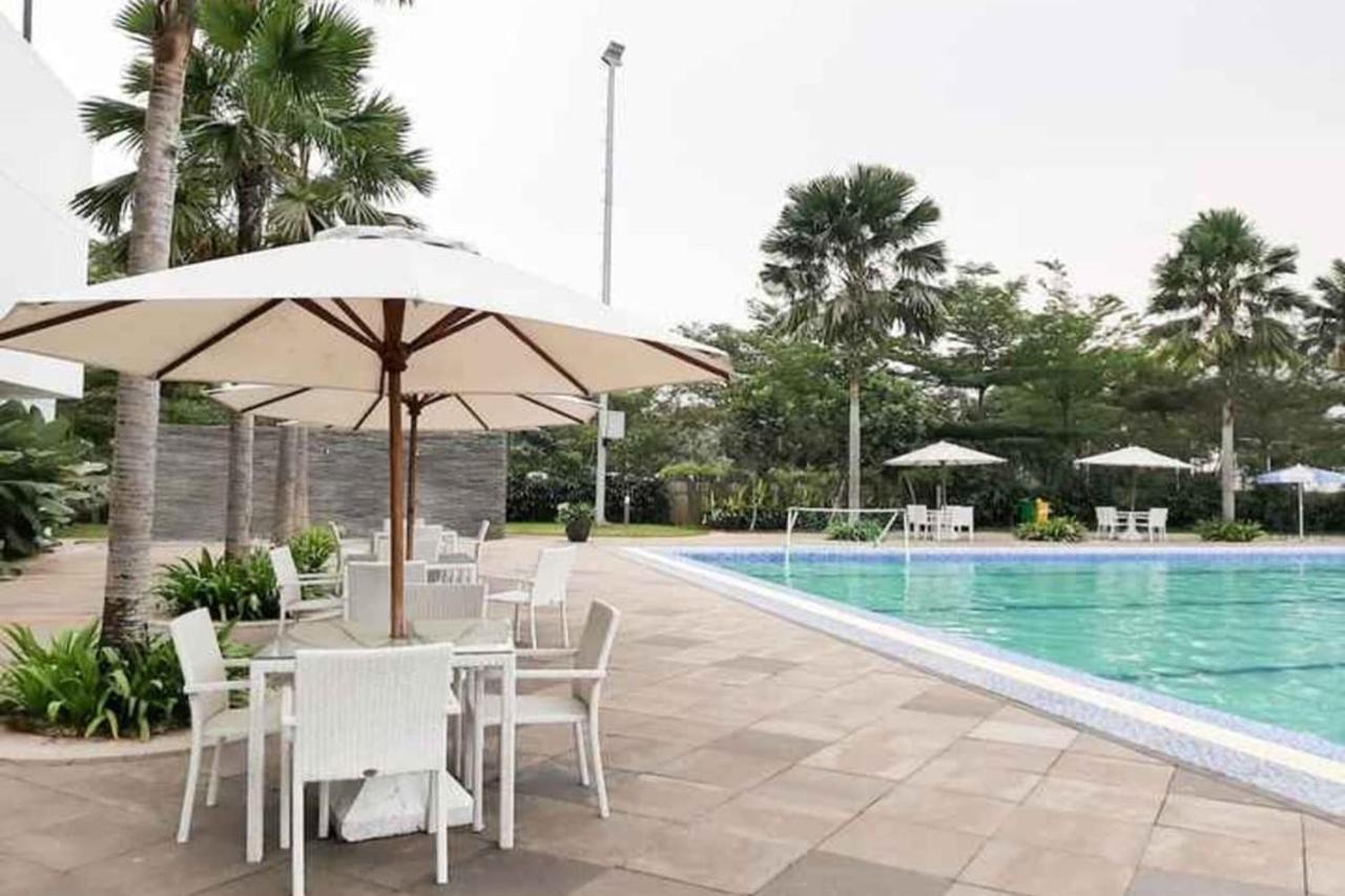 Barata Hotel Near Bandara Soekarno Hatta Tangerang Exterior foto