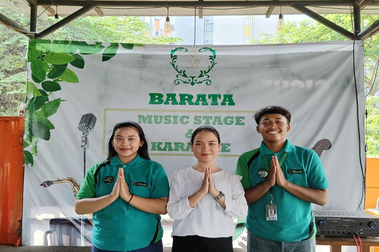 Barata Hotel Near Bandara Soekarno Hatta Tangerang Exterior foto
