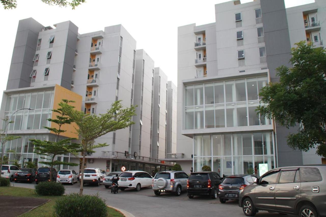 Barata Hotel Near Bandara Soekarno Hatta Tangerang Exterior foto